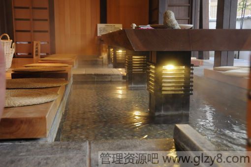 25罻