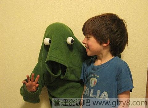 Ůϲ黰