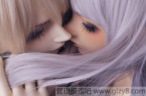 翴