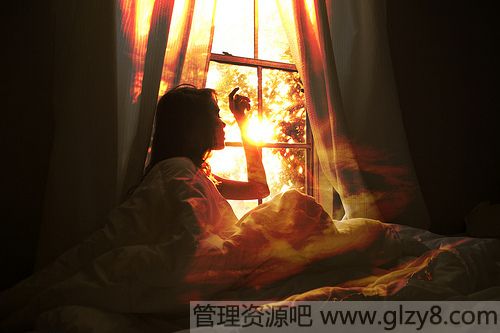 鉴别死鱼是否新鲜的方法