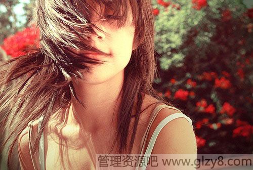 女人这一生,最看重的永远是婚姻。