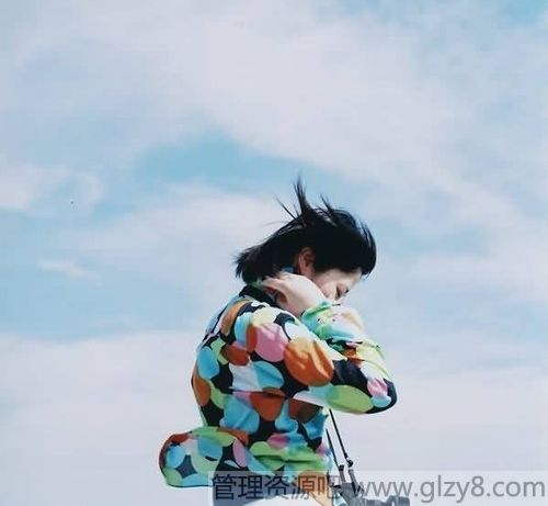 Ӧ