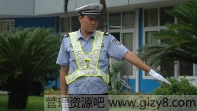 交警手势怎么好记