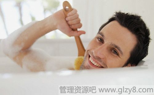 夏天男人如何对抗汗臭