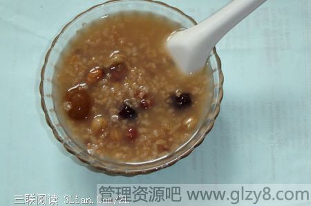 腊八喜吃腊八粥