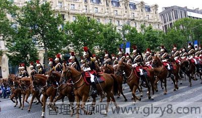 2014年国庆节主题手抄报国庆习俗内容