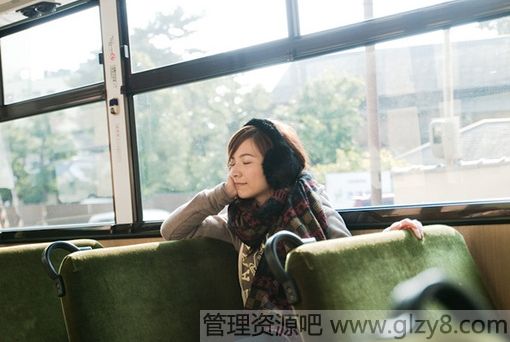 内心失落悲伤的签名