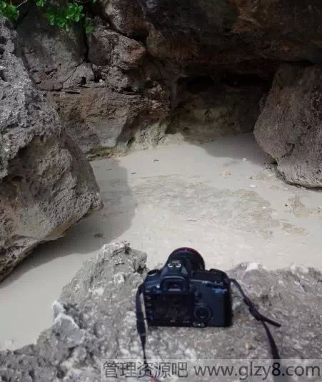 一个人旅行应该怎样自拍？