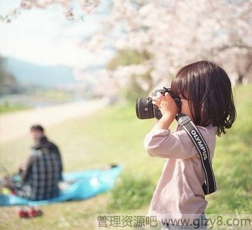 дŮ