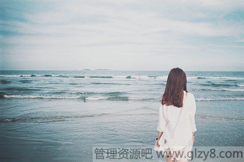 䰮