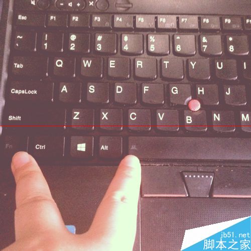 thinkpad笔记本摄像头灯一直亮该怎么关闭呢？