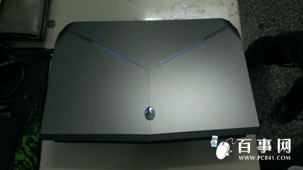 国行新alienware15开箱