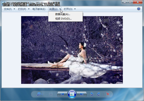 用Win7播放甜蜜婚纱照